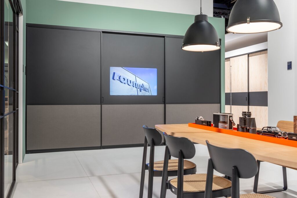 S720 TV